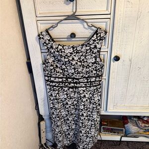 Chadwicks Black and White Floral Midi Dress